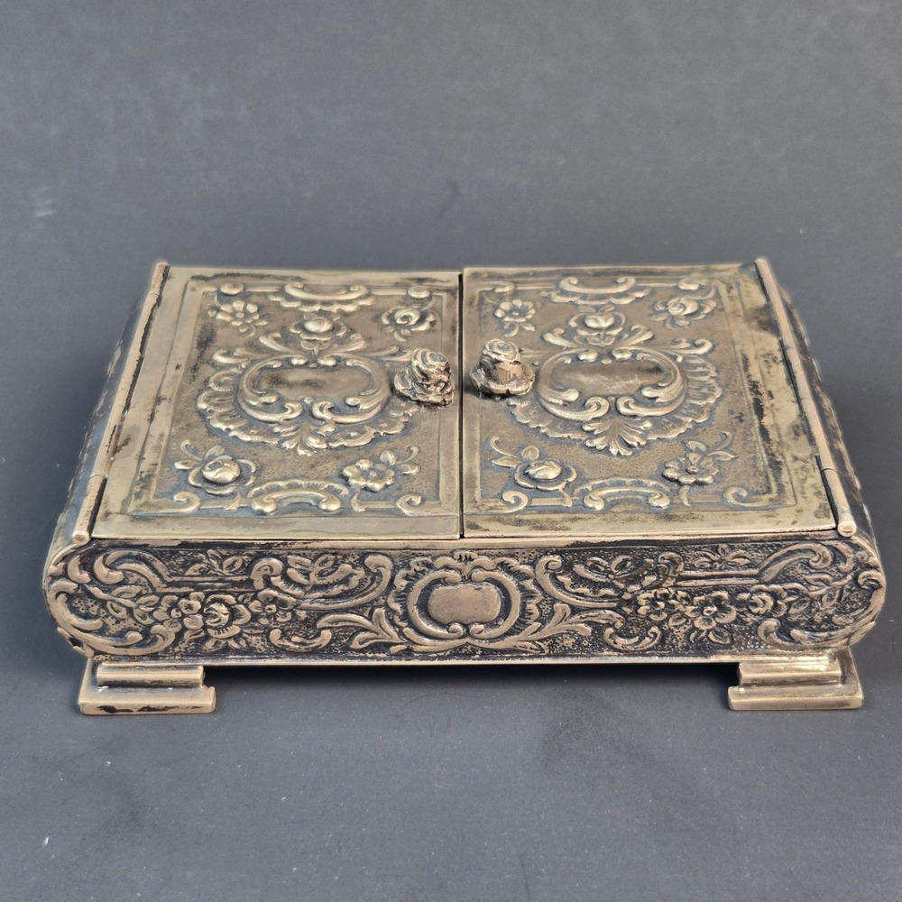 Antique German 800 Silver Double Door Box Art Nouveau Floral Repousse Case
